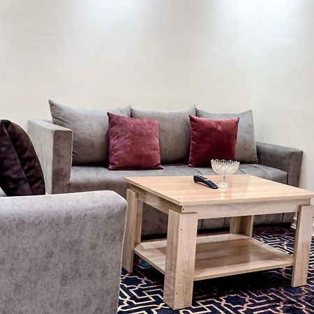רבאט Appartement Spacieux Et Calme A Proximite De La Mer Et La Gare Agdal מראה חיצוני תמונה