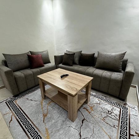 רבאט Appartement Spacieux Et Calme A Proximite De La Mer Et La Gare Agdal מראה חיצוני תמונה