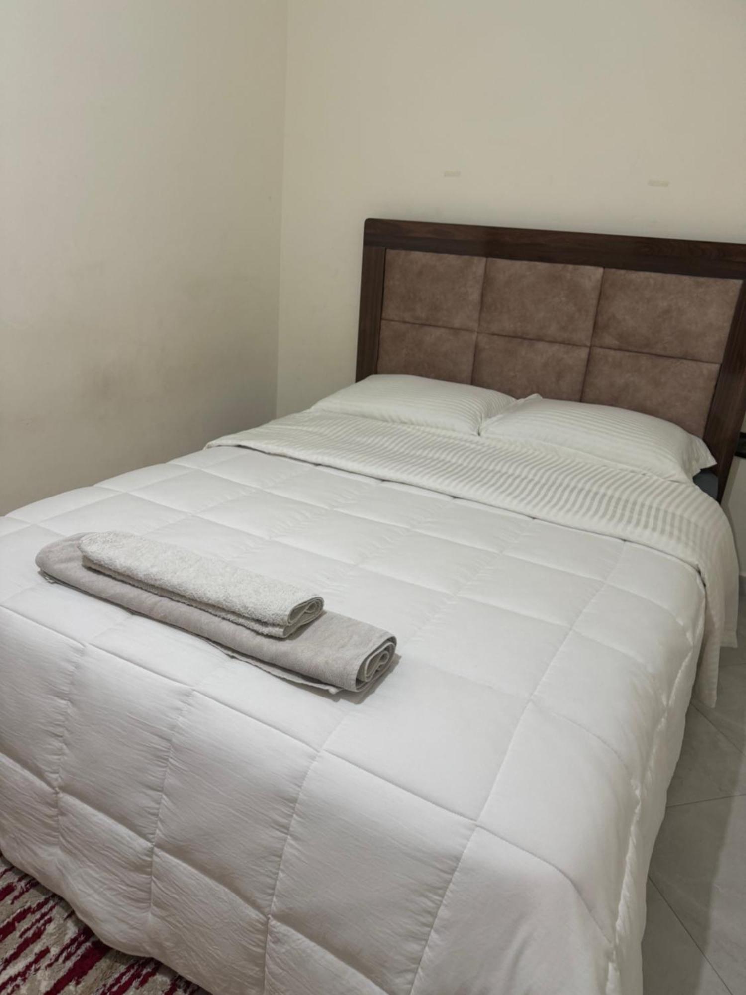 רבאט Appartement Spacieux Et Calme A Proximite De La Mer Et La Gare Agdal מראה חיצוני תמונה